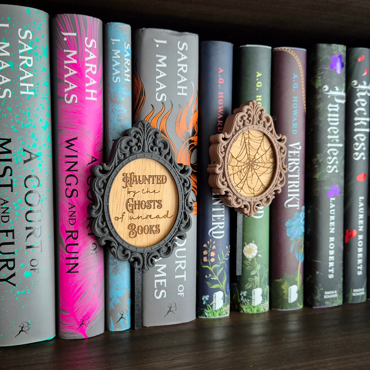 Wooden Peekout Sign - Spiderweb