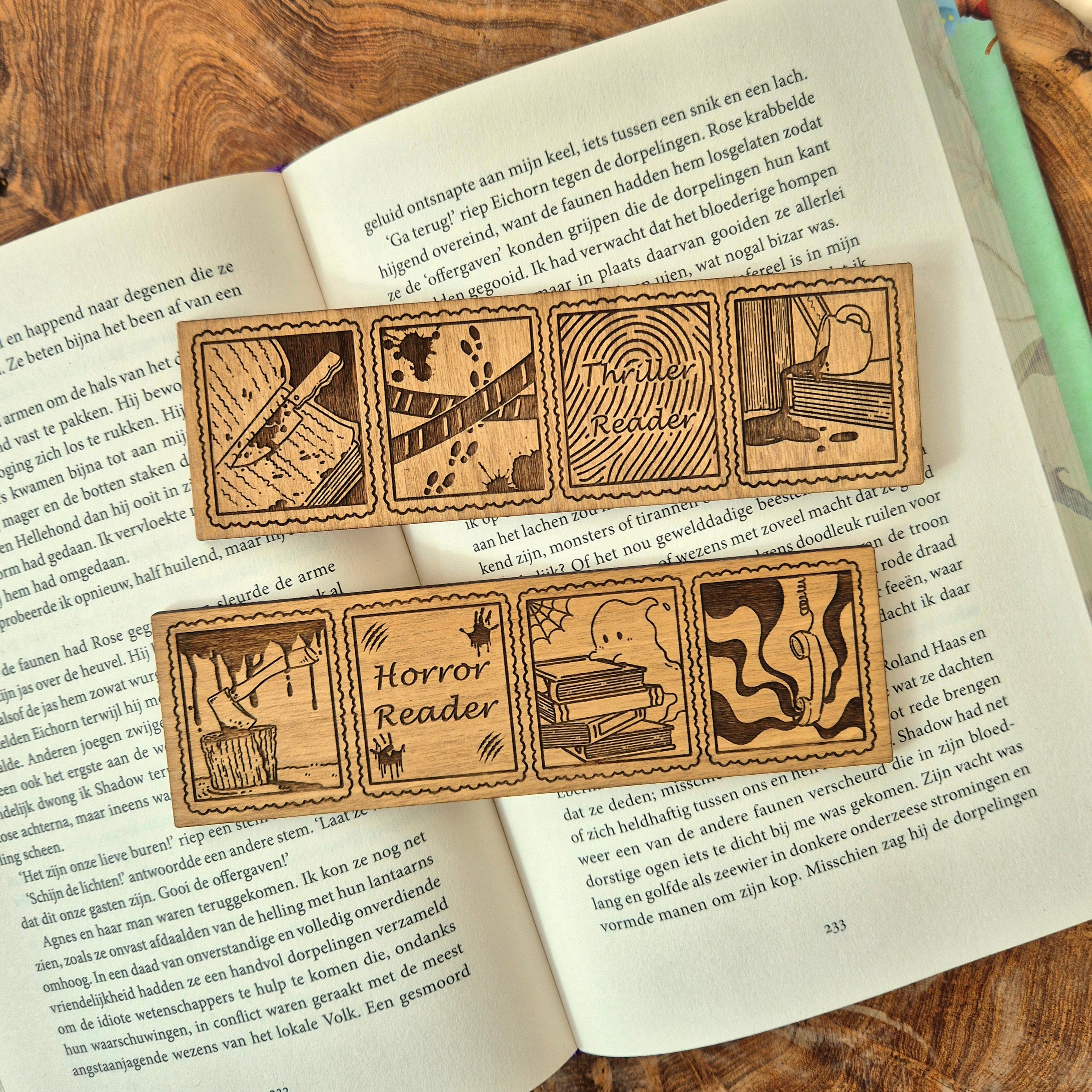Houten Boekenlegger - Horror Reader