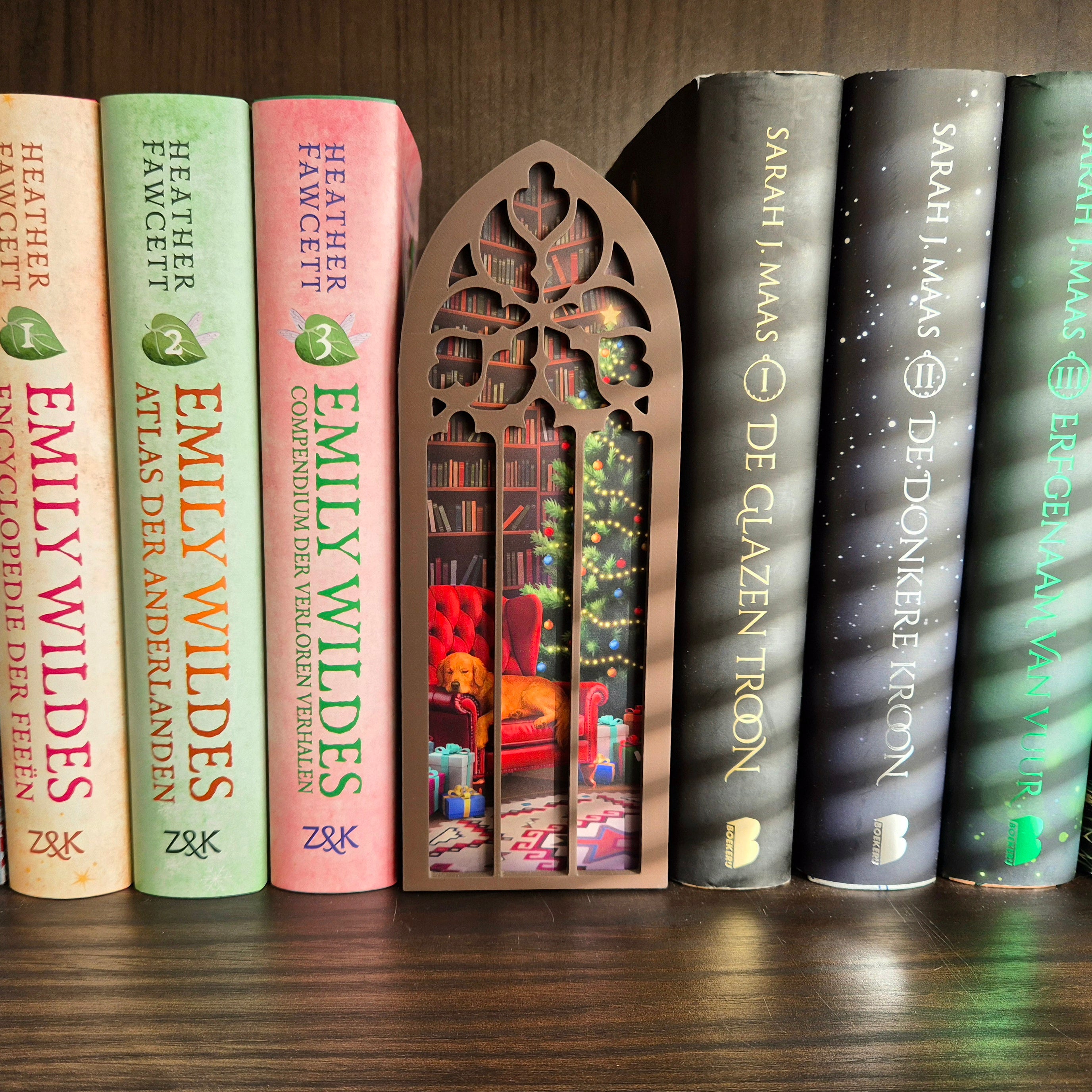 Booknook bookmark - Christmassy Book Corner