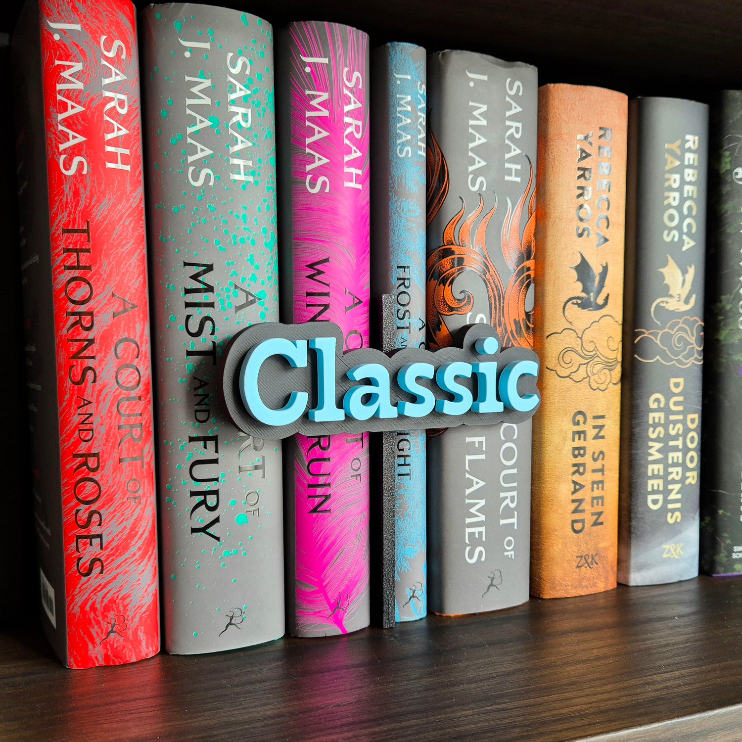 Bookshelf Peekout Sign - Classic