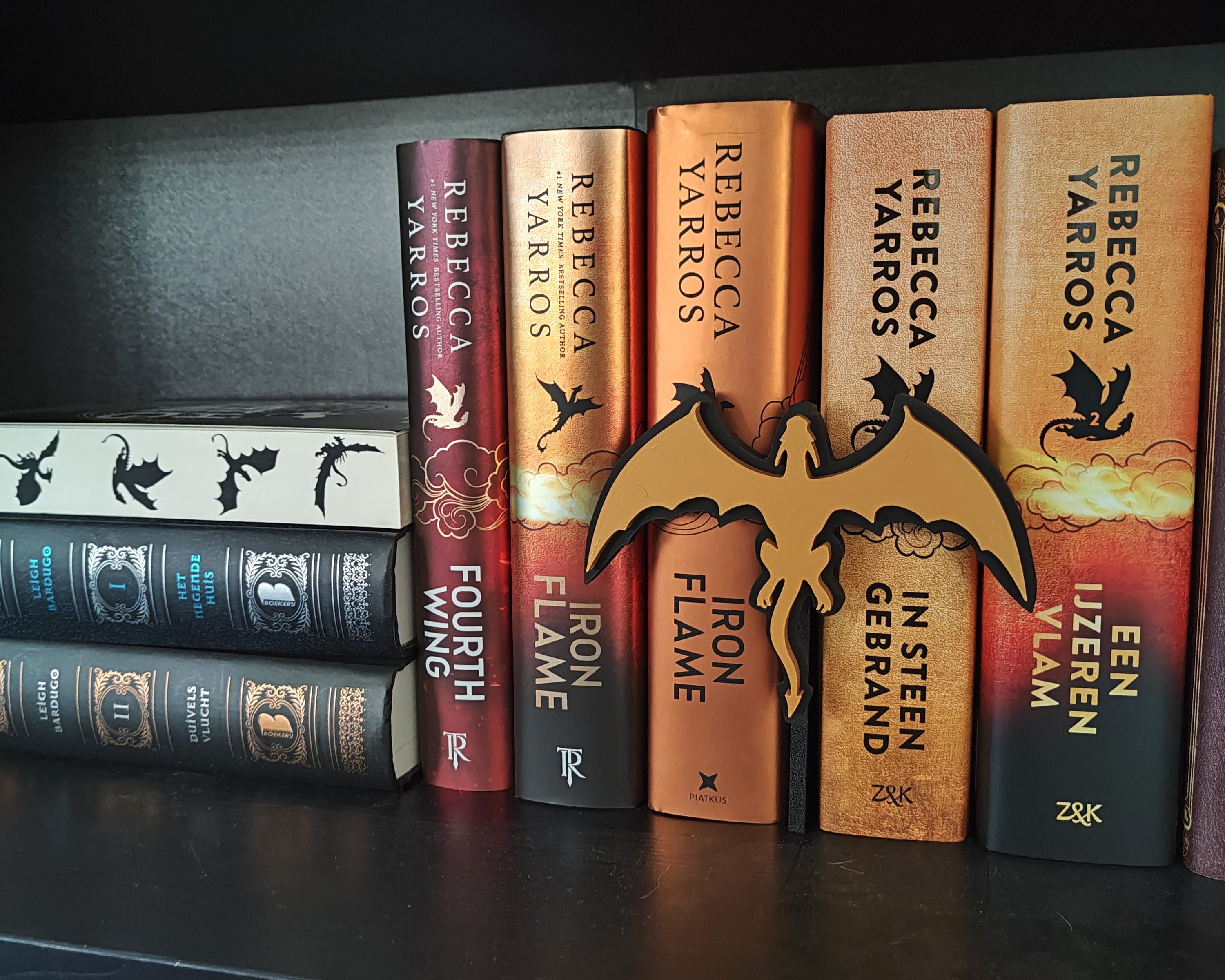 Bookshelf Peekout Sign - Big Dragon