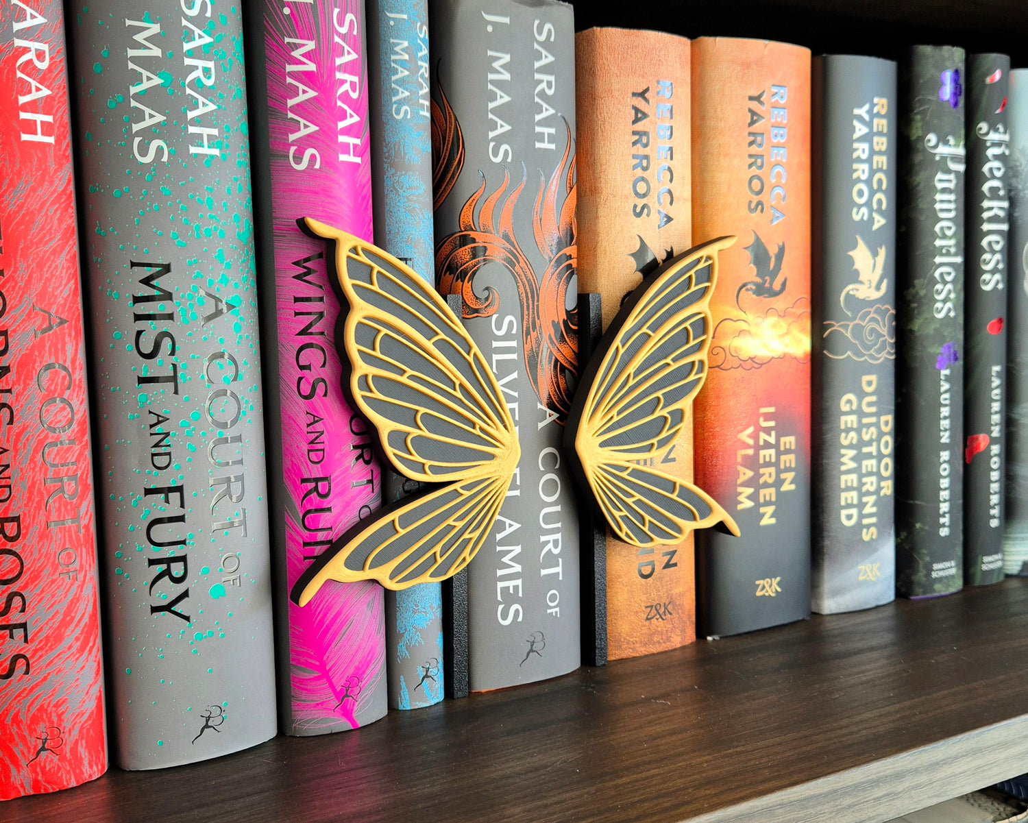 Bookshelf Peekout Sign - Fairy wings