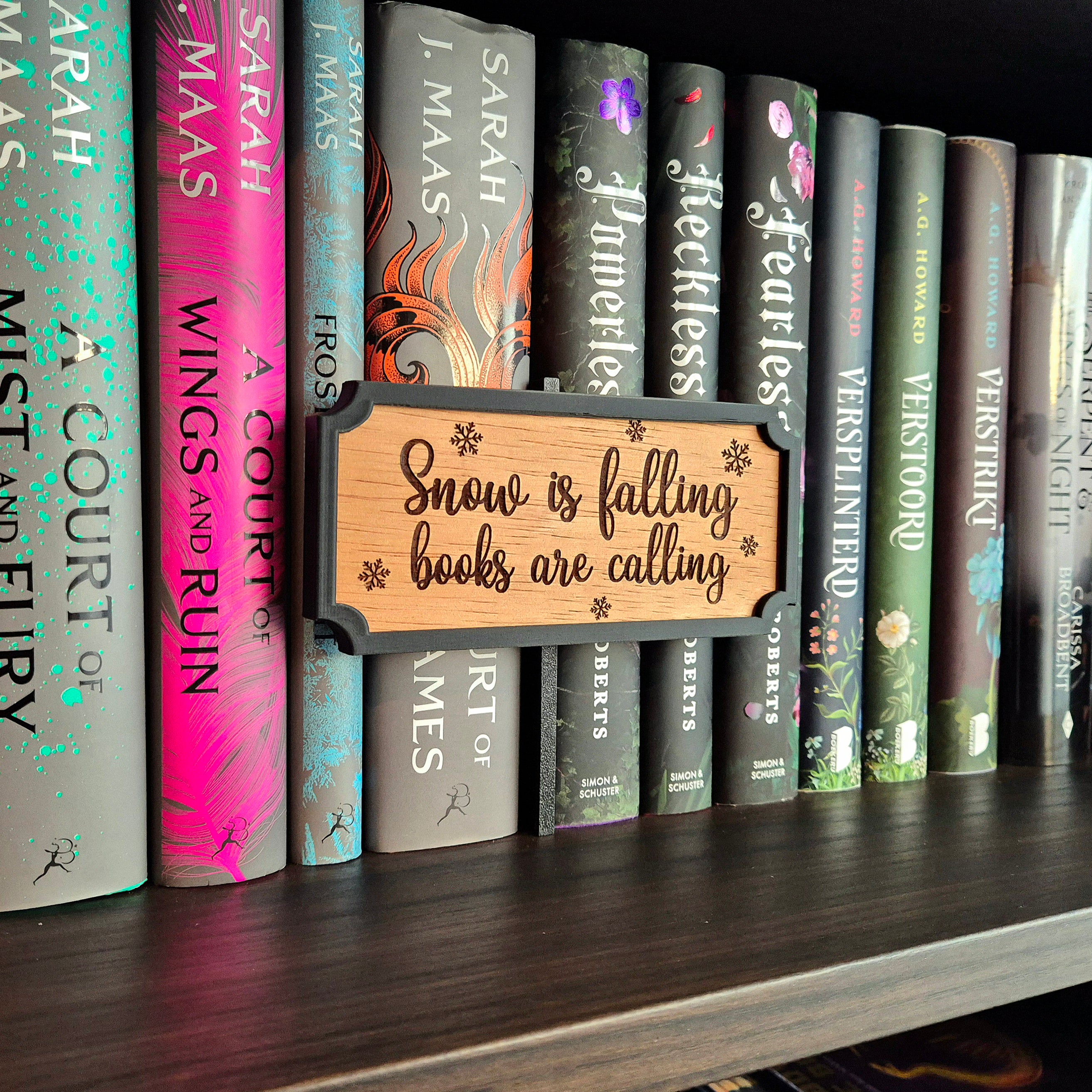 Wooden Peekout Sign - Snow is Falling