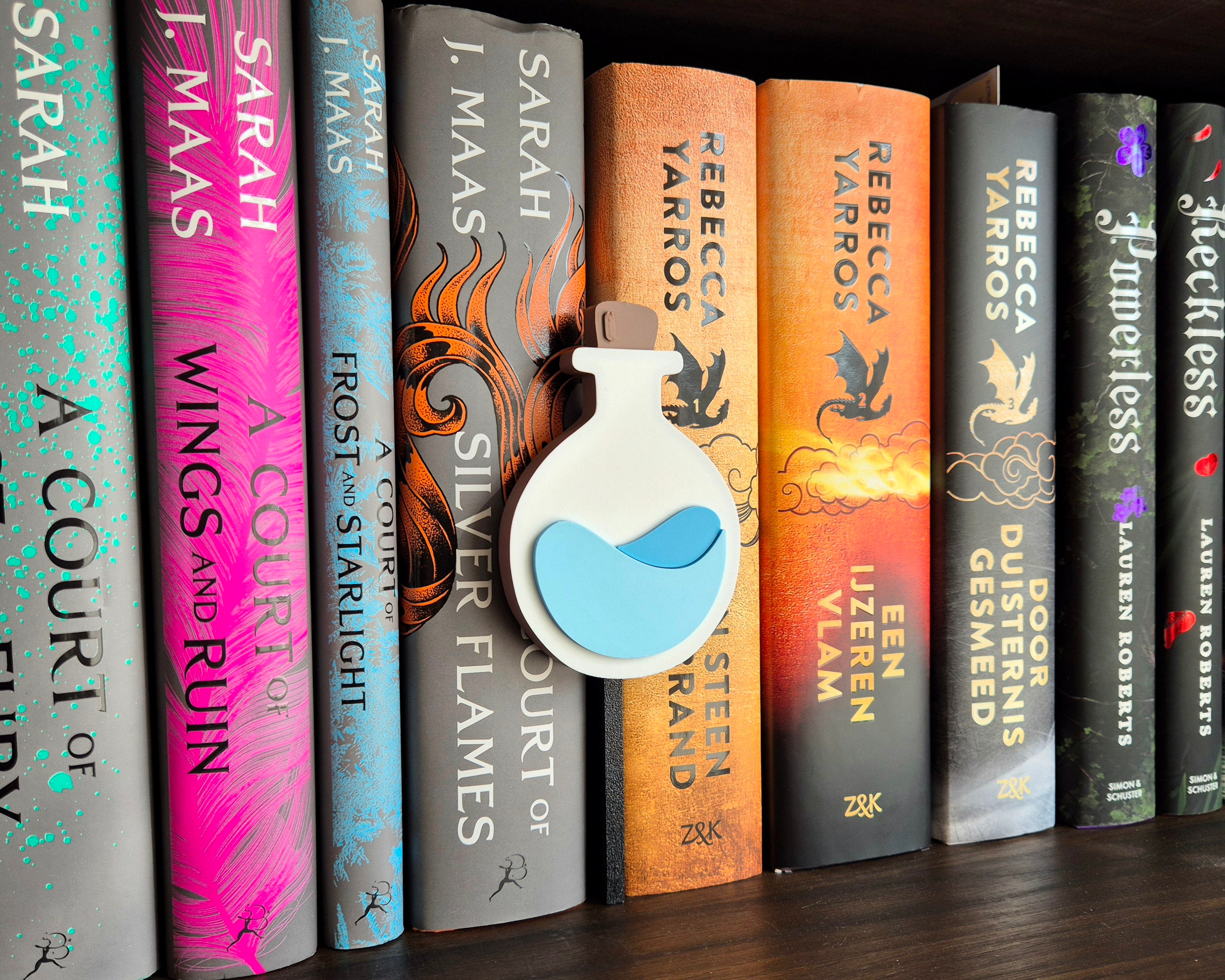 Bookshelf Peekout Sign - Potion Bottle