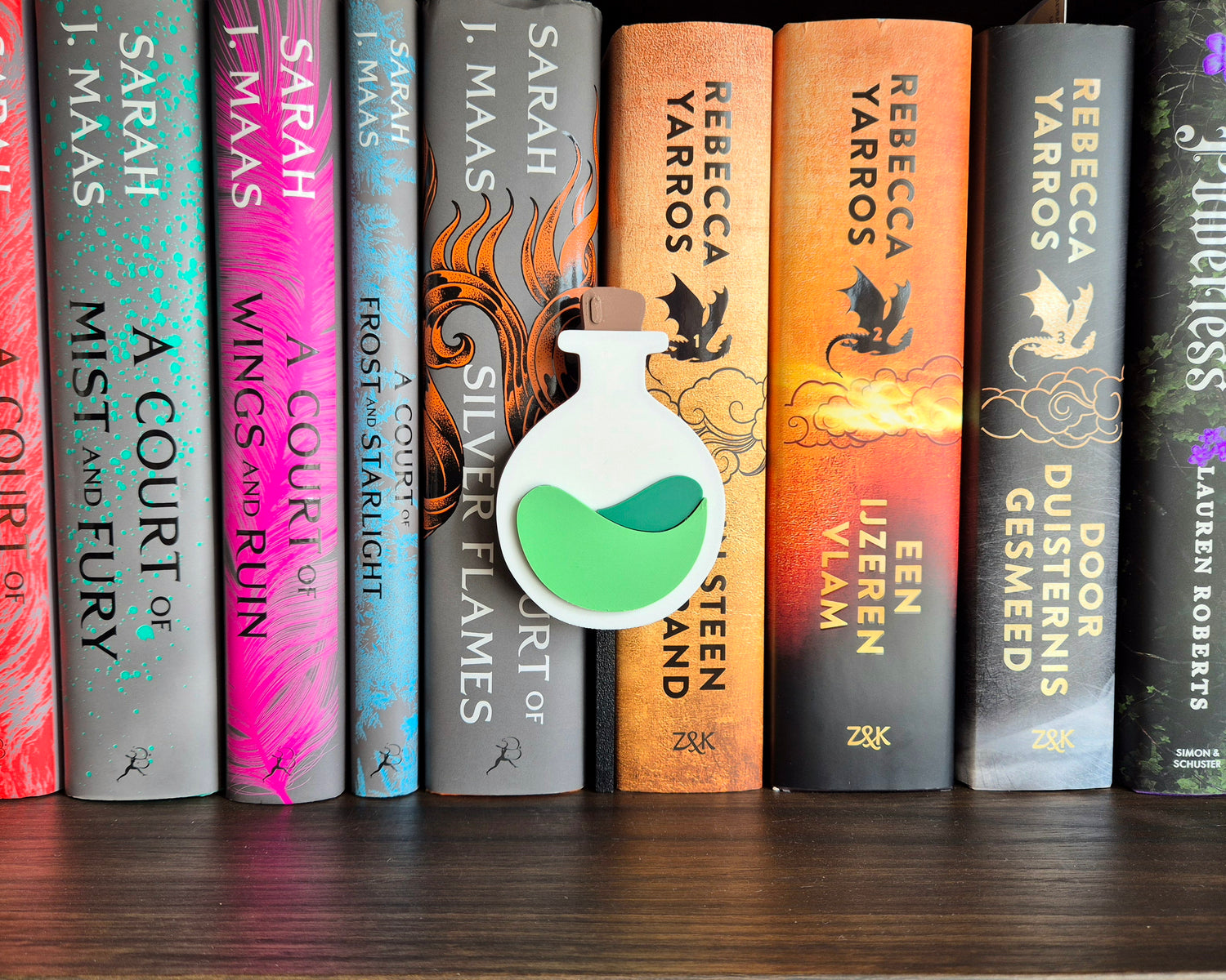 Bookshelf Peekout Sign - Potion Bottle