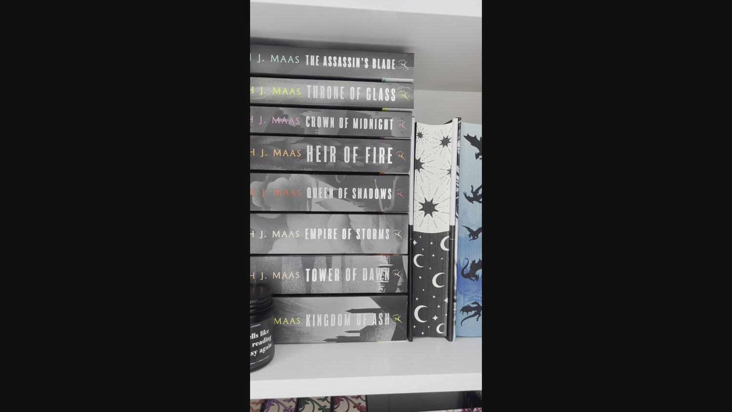 Bookshelf Peekout Sign - Dragon heart