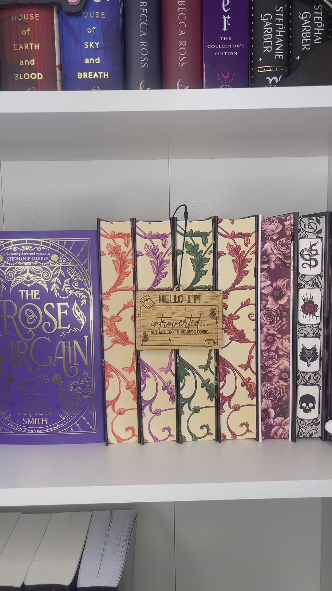 Bookish Ornament - Introverted