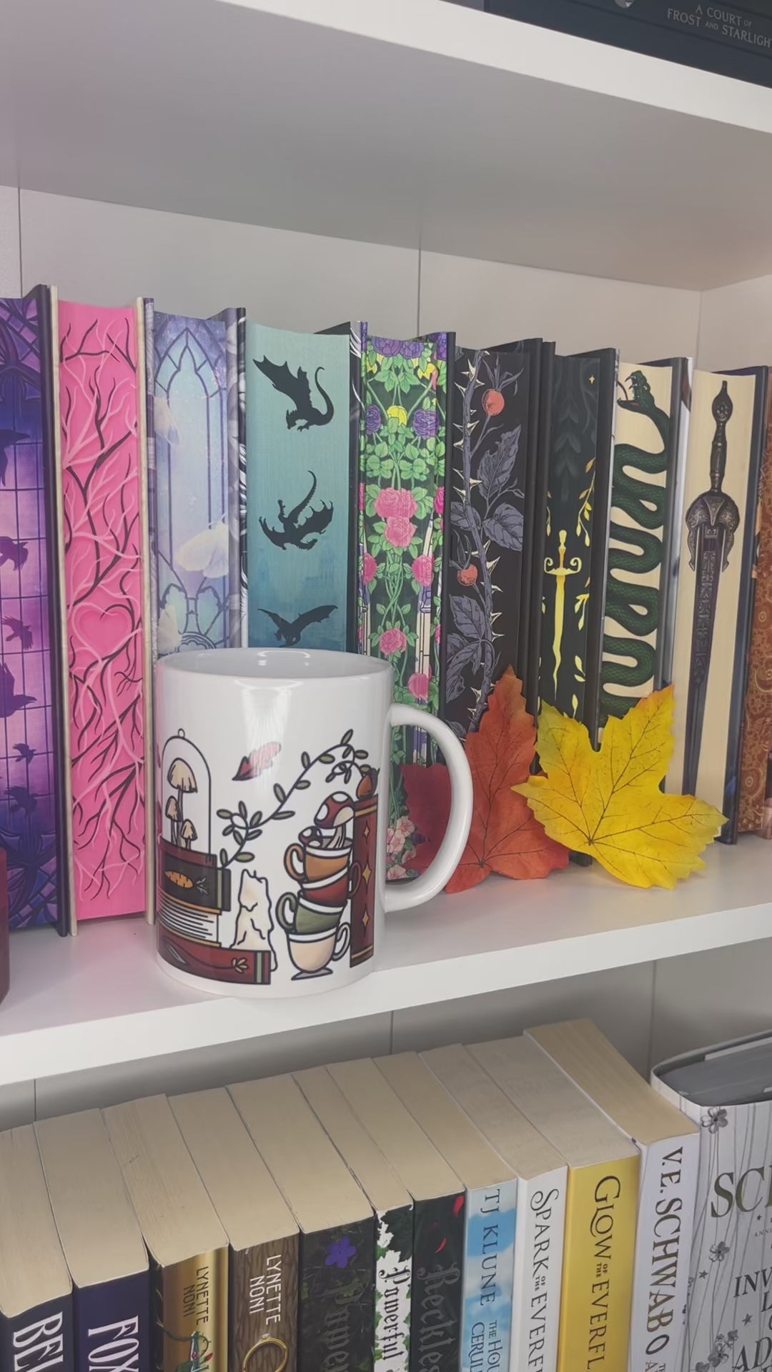 Autumn mug - Bookshelf