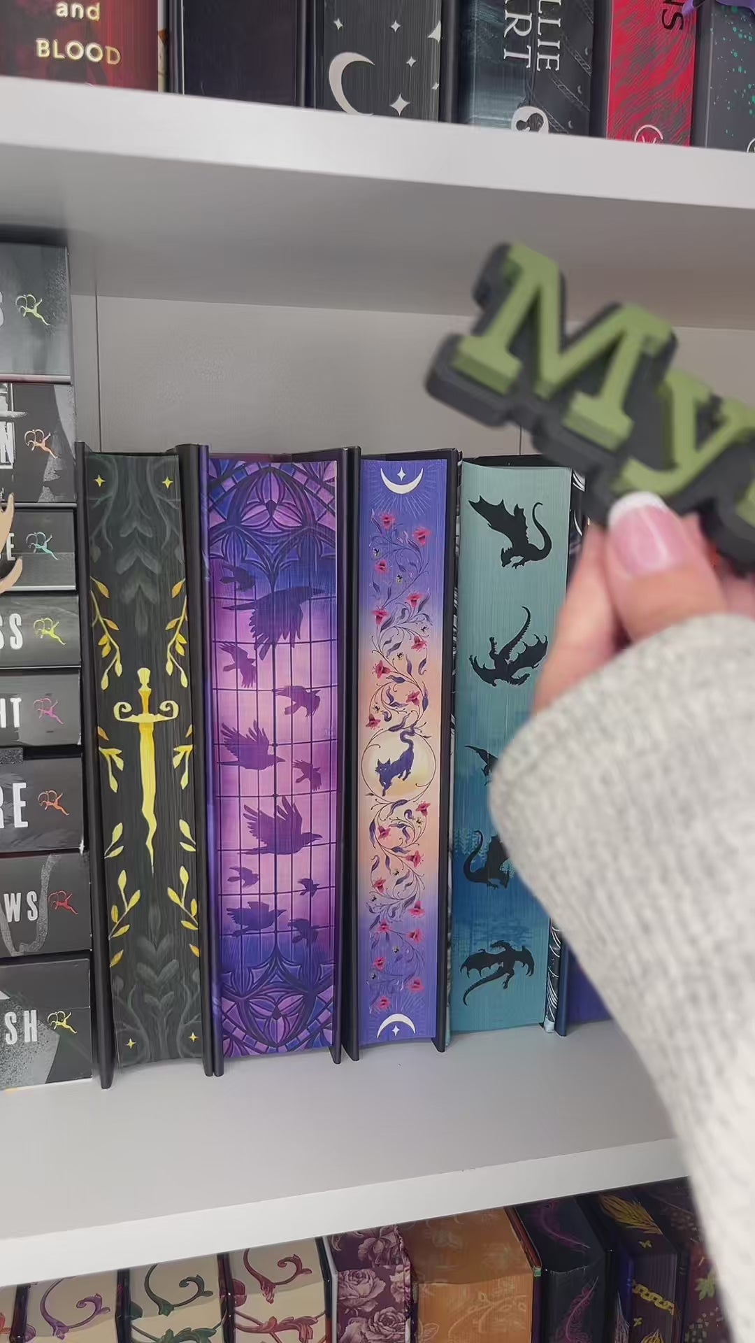 Bookshelf Peekout Sign - Mystery