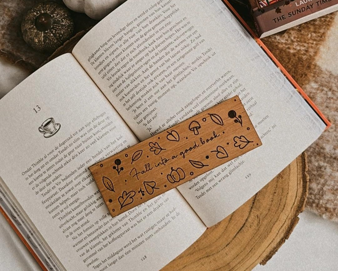 Bookmark - Fall into a good book