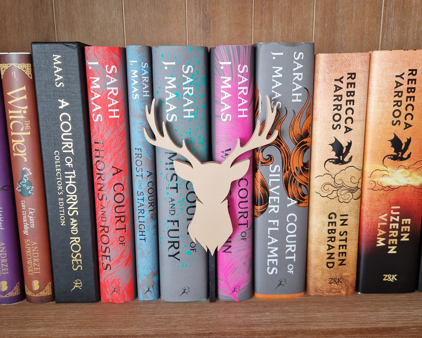 Bookshelf Peekout Sign - Stag