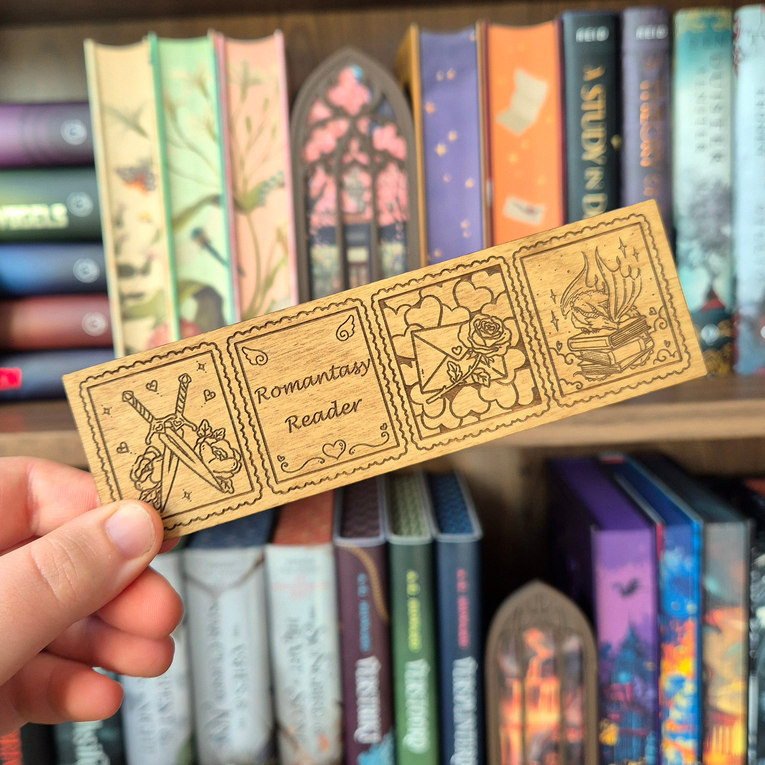 Houten Boekenlegger - Romantasy Reader