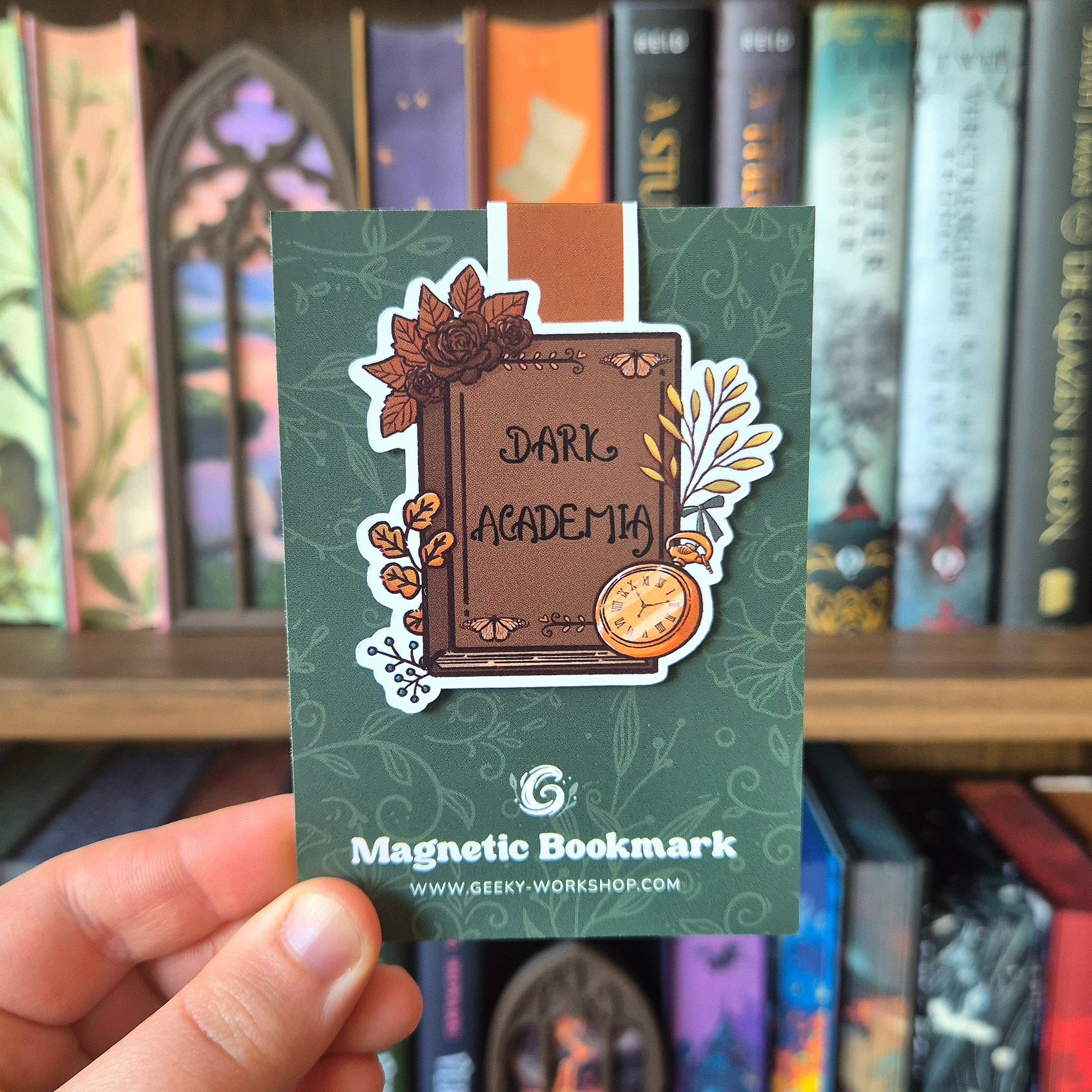Magnetic bookmark - Dark Academia