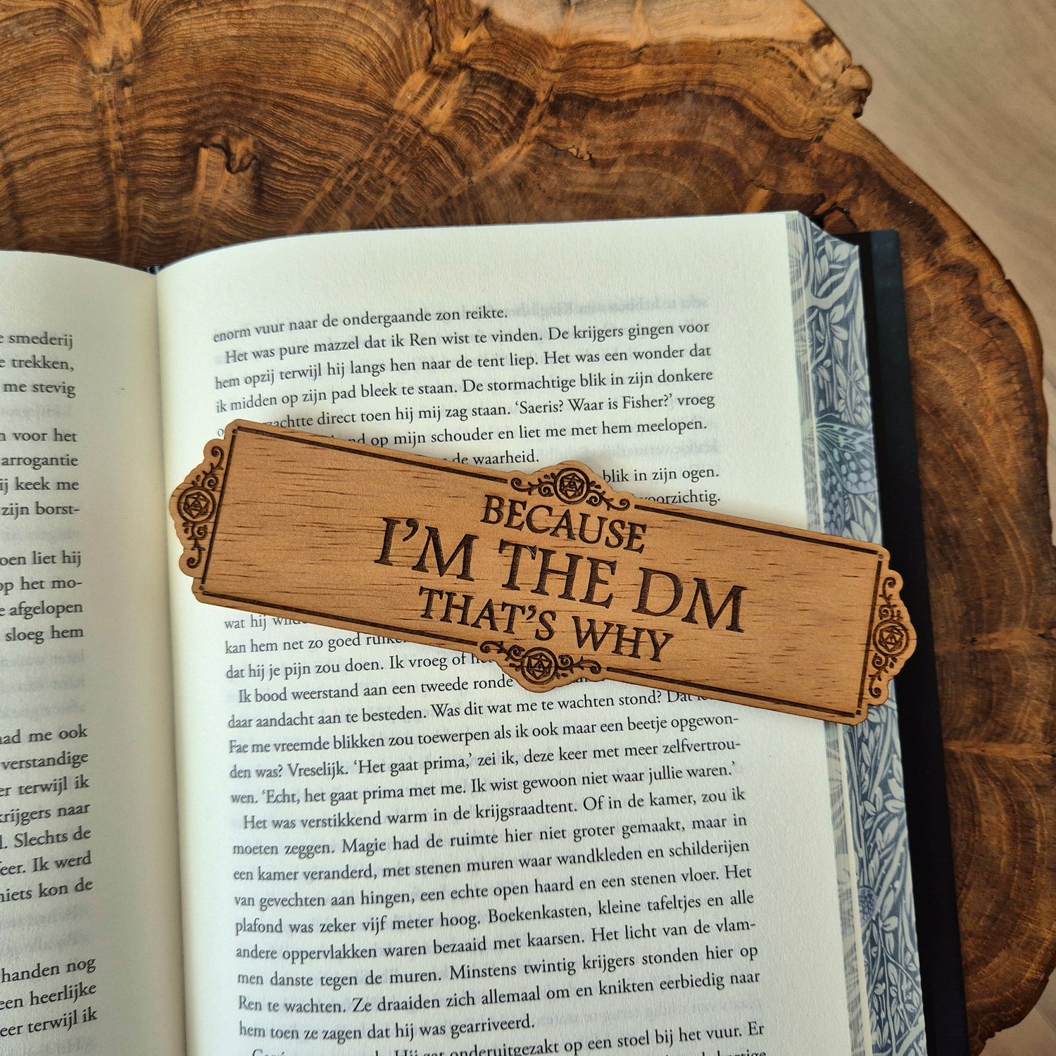 Houten Boekenlegger - Because I&