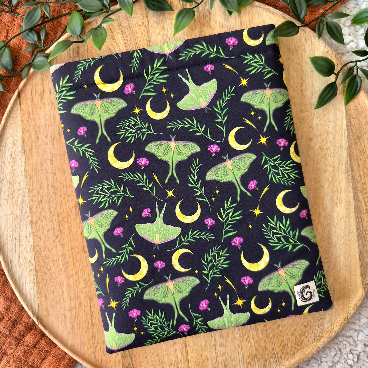 Booksleeve - Floral Luna Moth