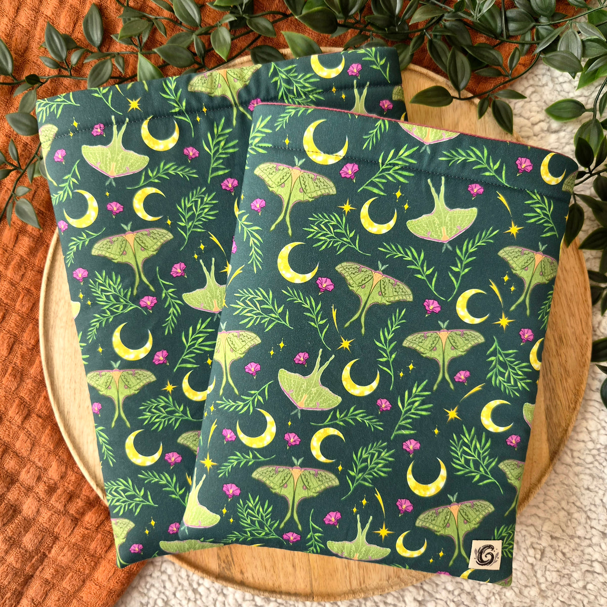 Booksleeve - Floral Luna Moth