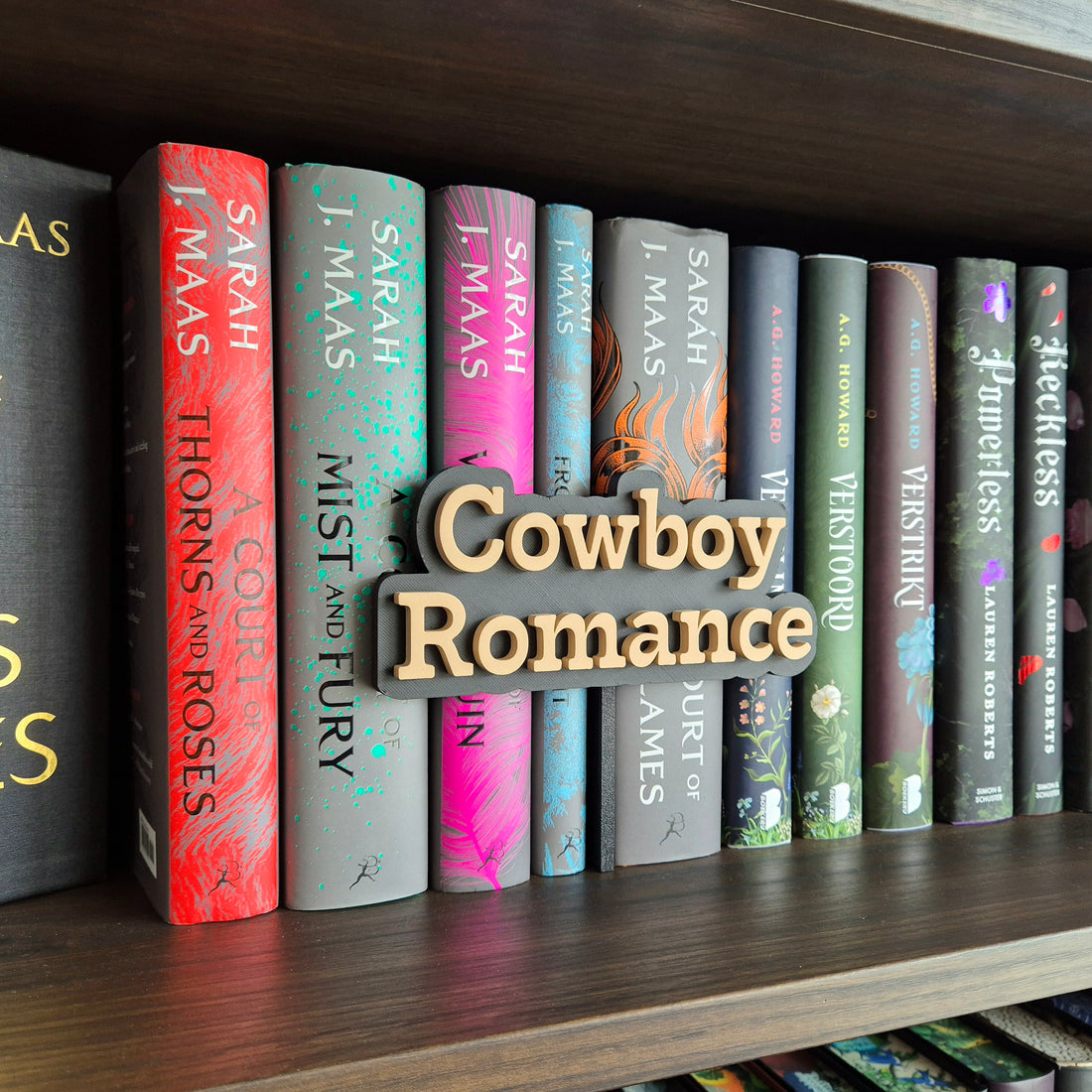 Bookshelf Peekout Sign - Cowboy Romance