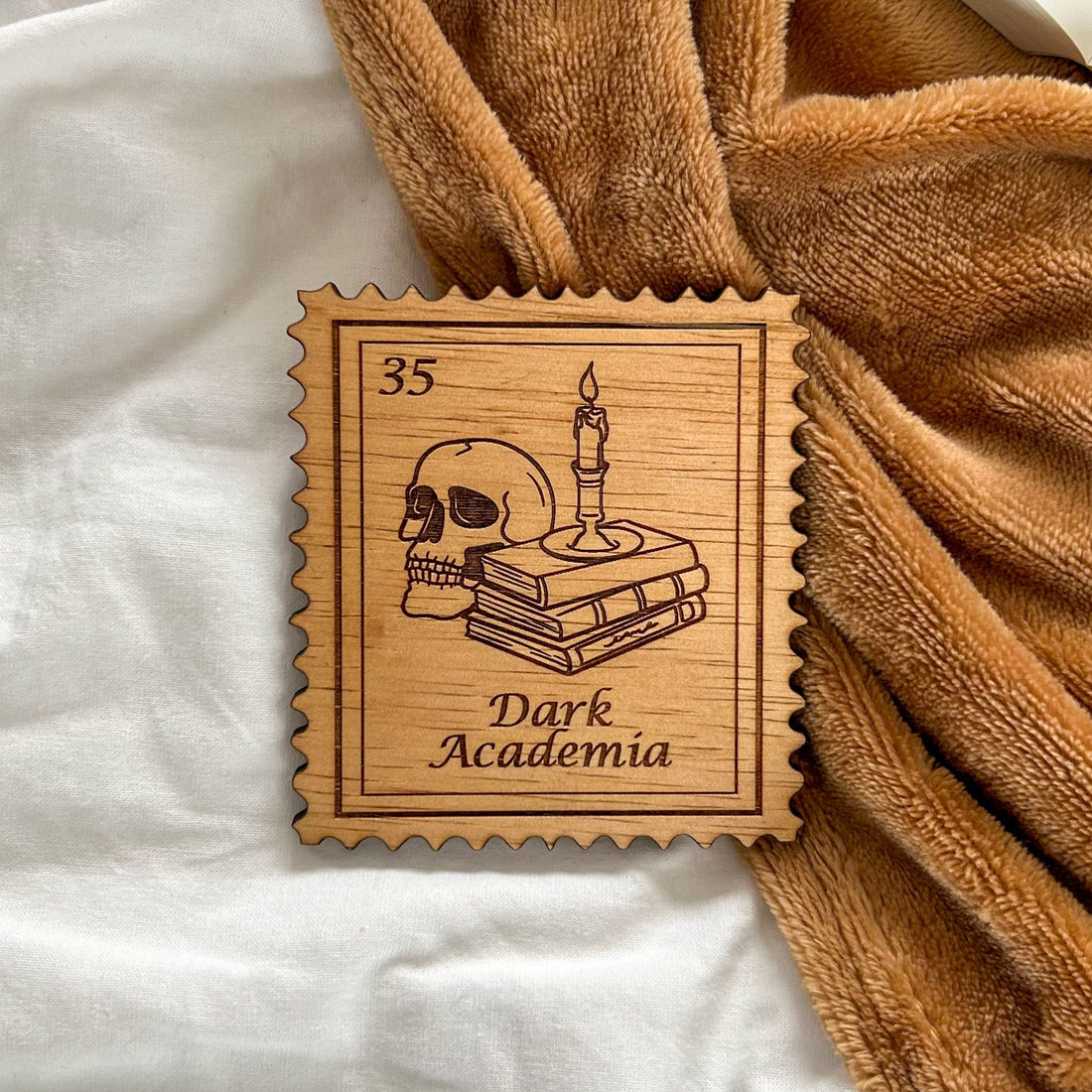 Bookish Postzegel Onderzetter - Dark Academia