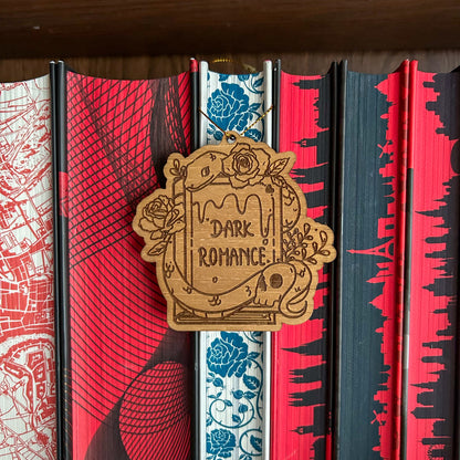 Bookish Ornament - Dark Romance Boek