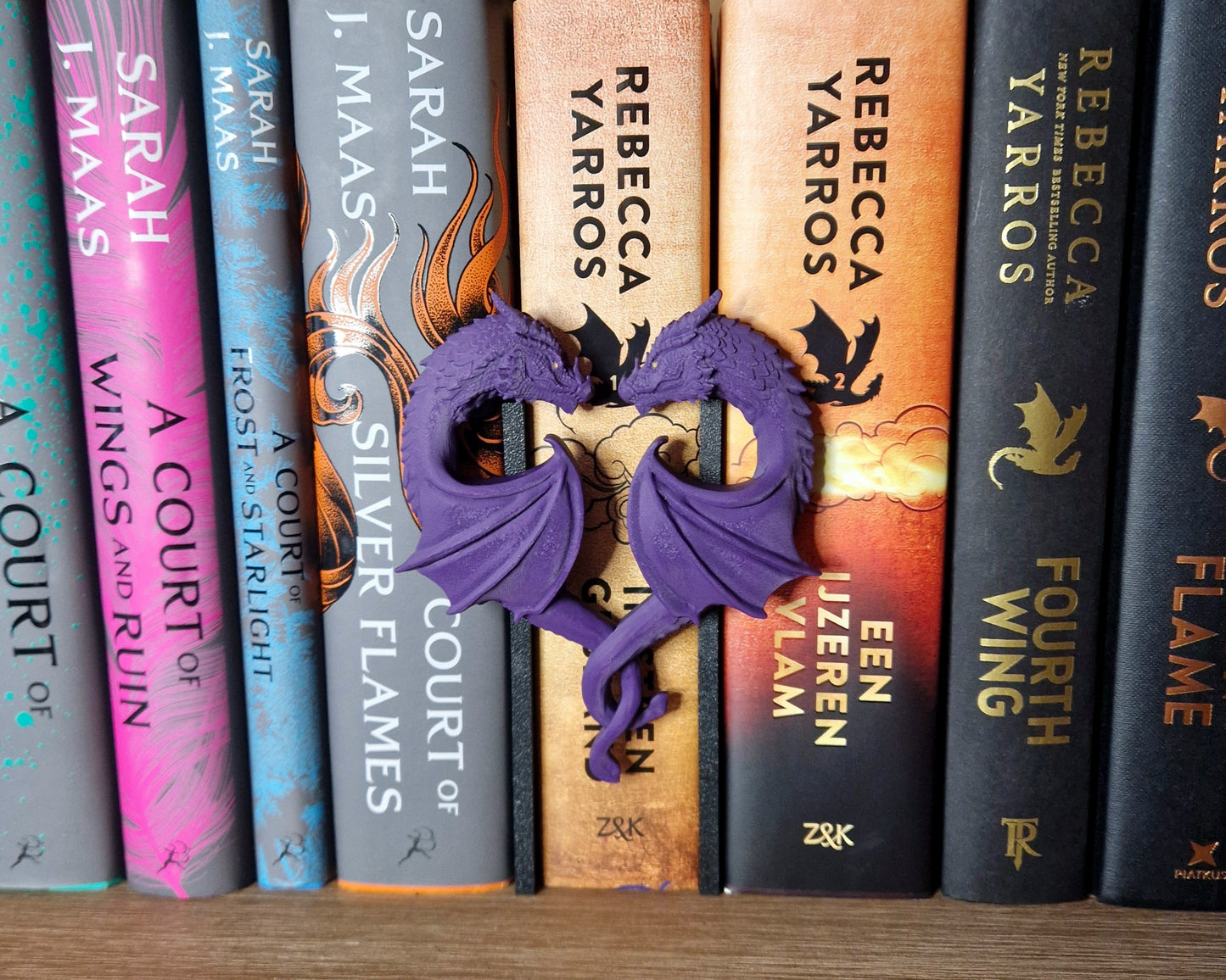 Bookshelf Peekout Sign - Dragon heart