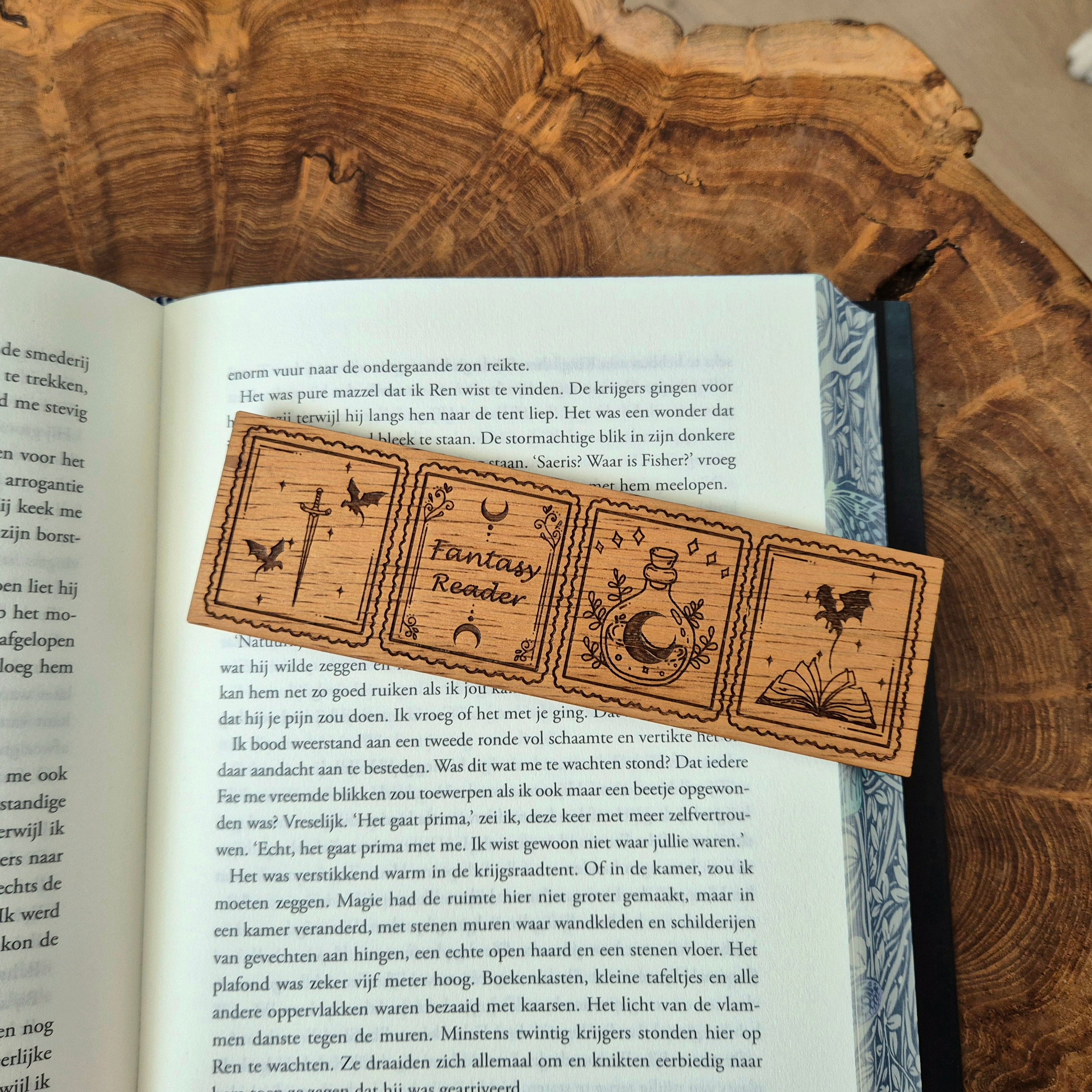 Houten Boekenlegger - Fantasy Reader