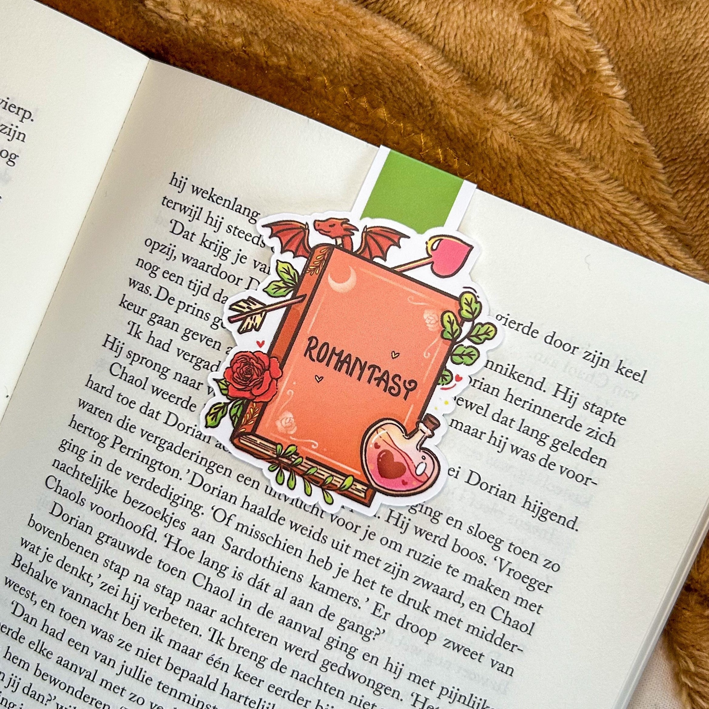 Magnetic bookmark - Romantasy