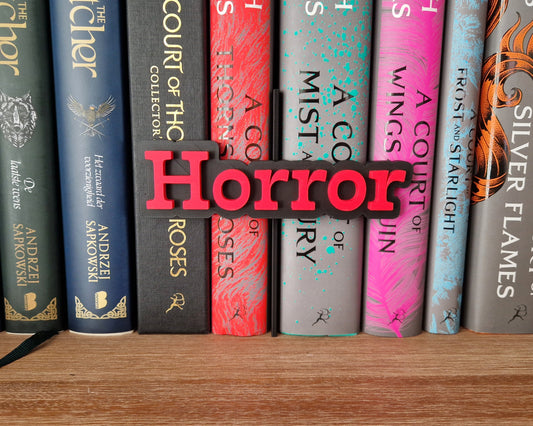 Bookshelf Peekout Sign - Horror