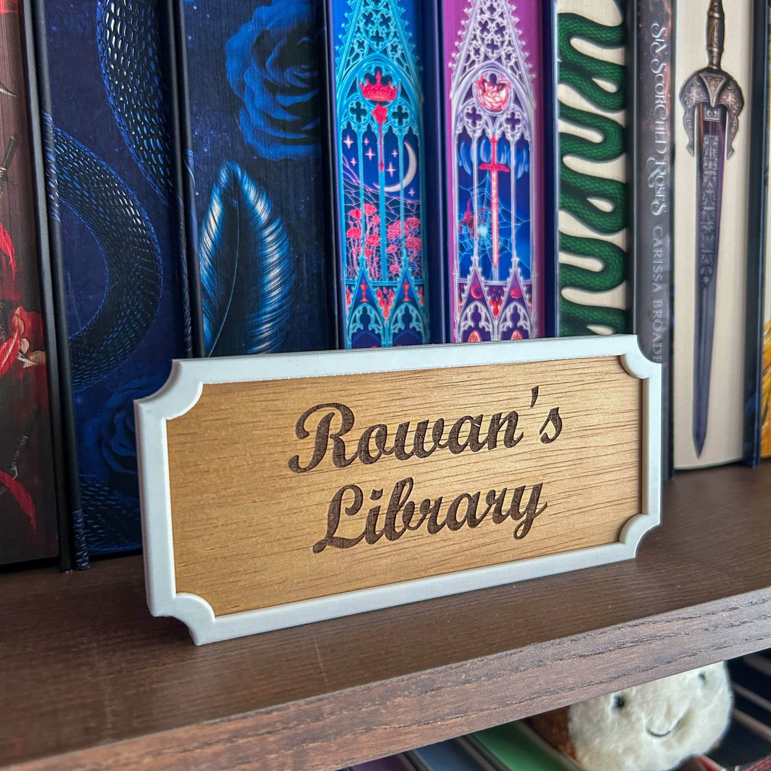 Wooden Peekout Sign - Library