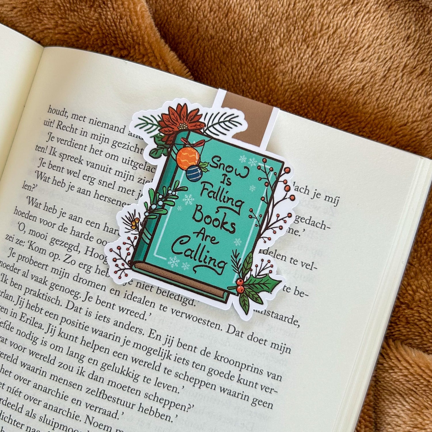 Magnetic bookmark - Snow is Falling