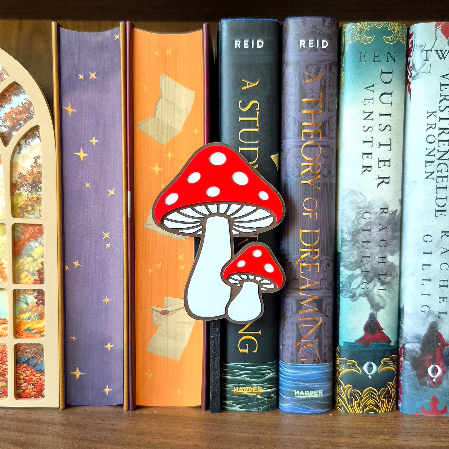 Bookshelf Peekout Sign - Mushrooms