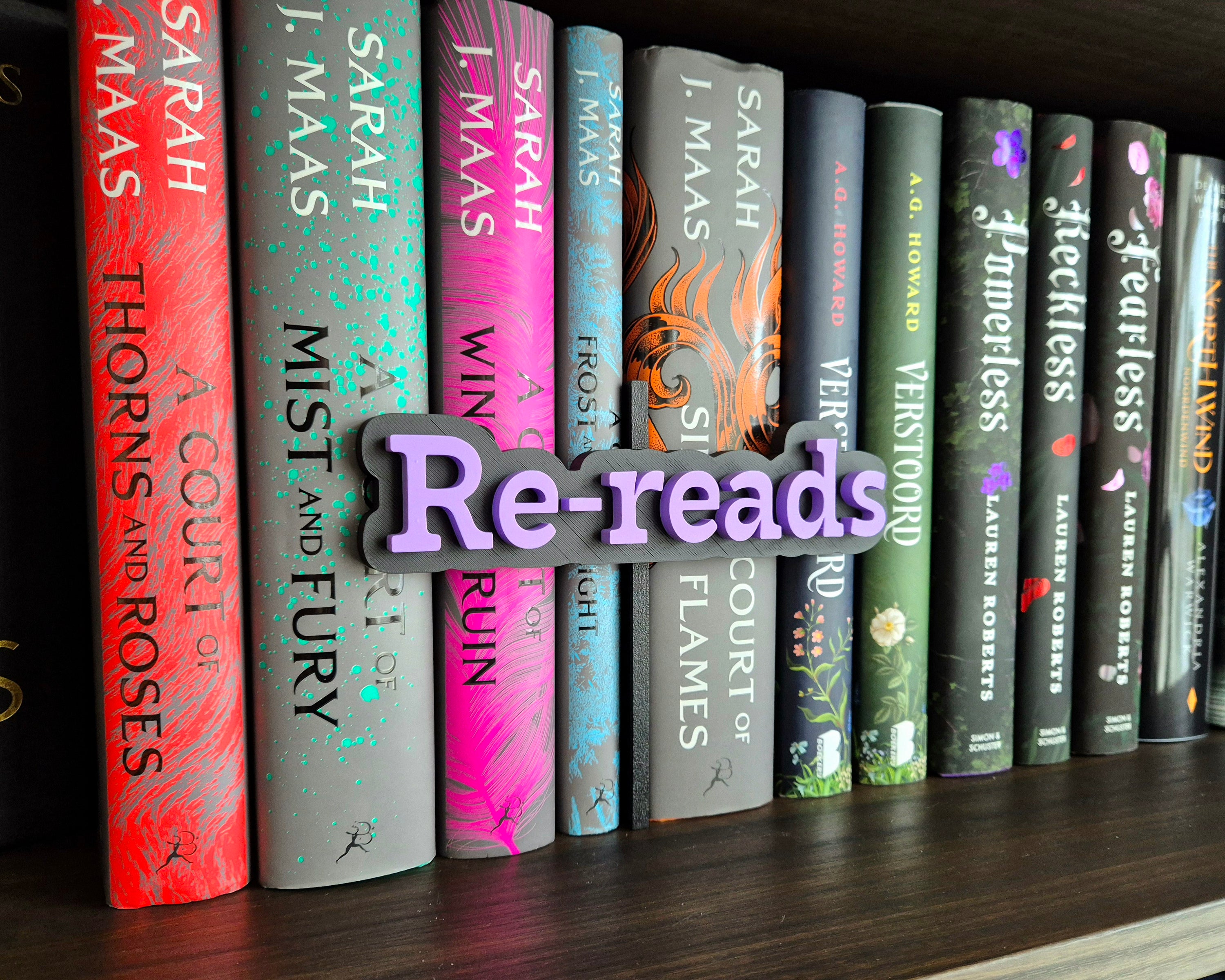 Bookshelf Peekout Sign - Re-reads