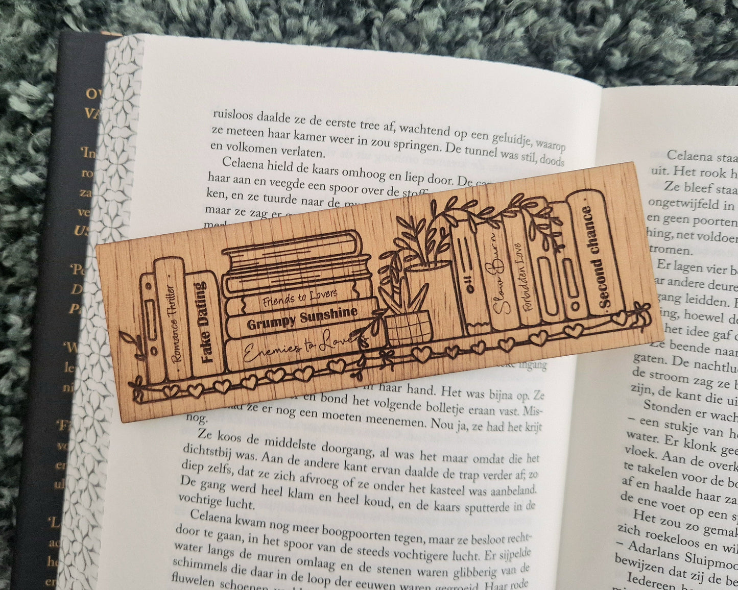 Genre Bookmark - Romance Bookshelf