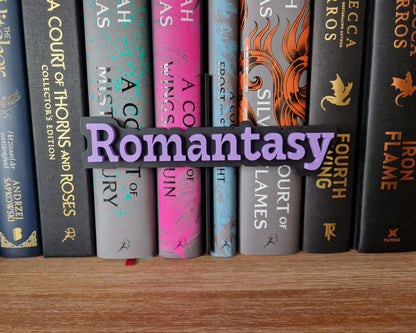 Bookshelf Peekout Sign - Romantasy