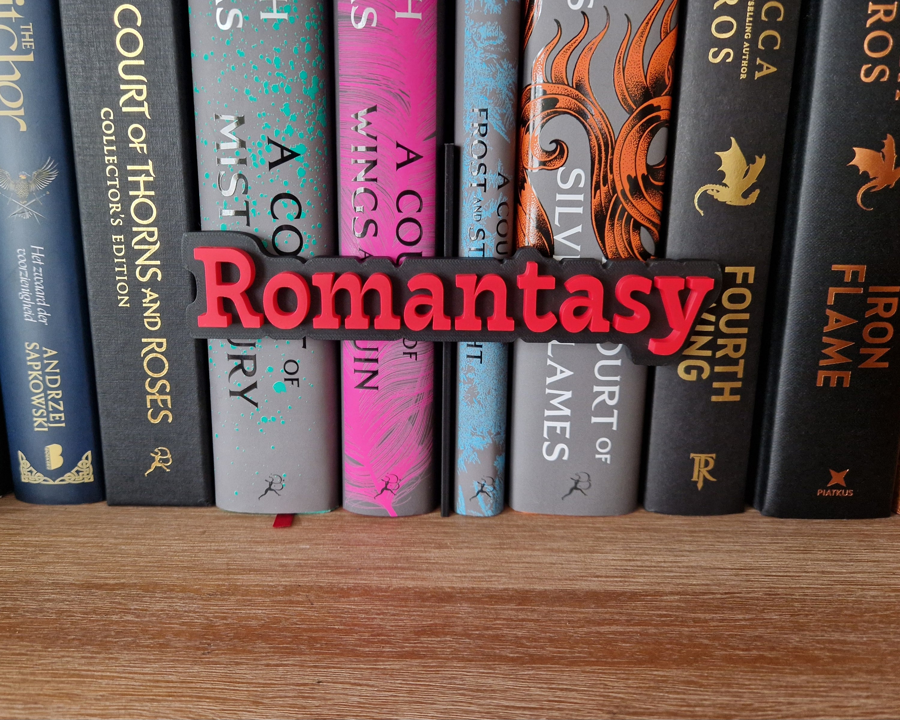 Bookshelf Peekout Sign - Romantasy