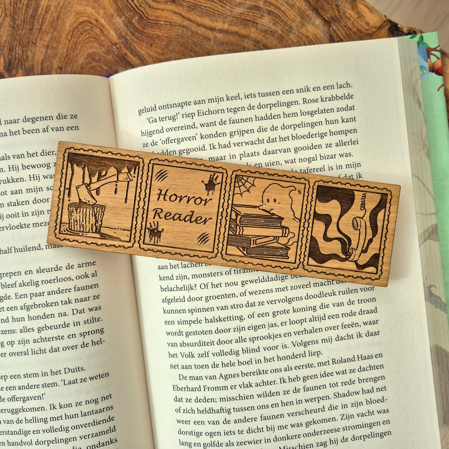 Houten Boekenlegger - Horror Reader