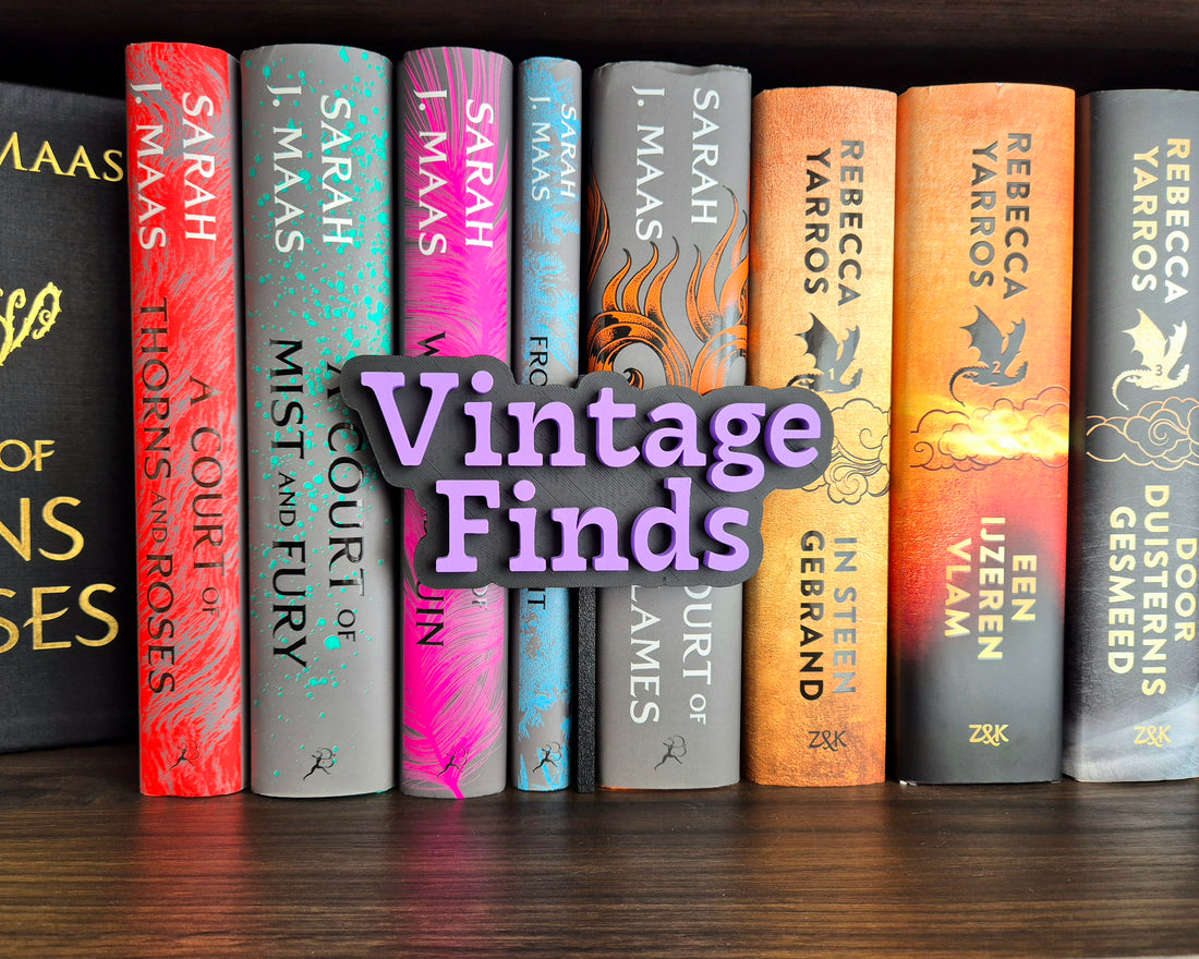 Bookshelf Peekout Sign - Vintage Finds