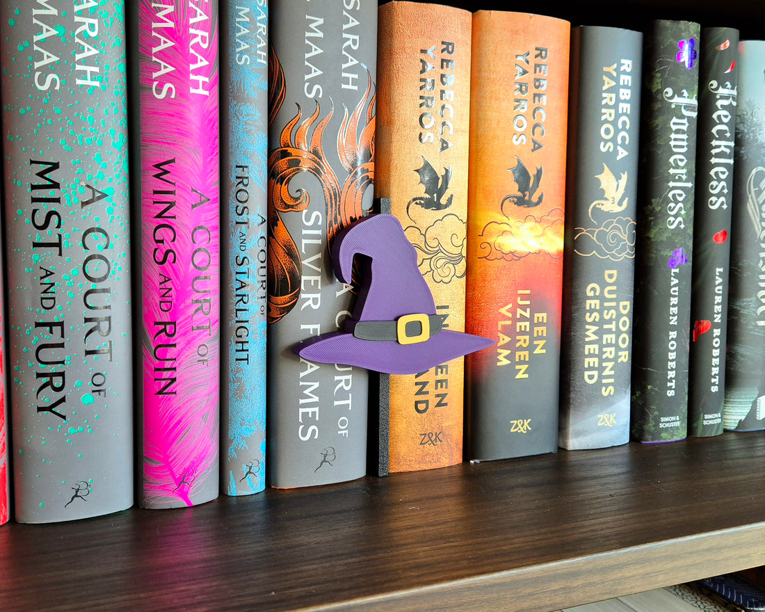 Bookshelf Peekout Sign - Witch hat