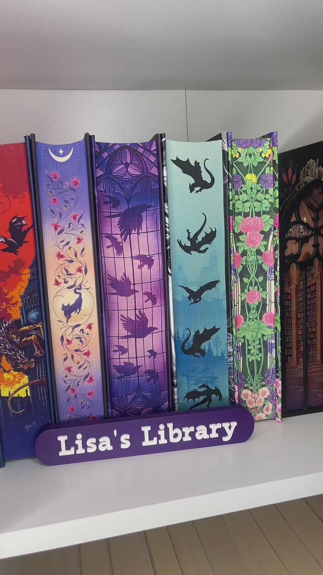 Bookshelf Peekout Sign - Personalizable