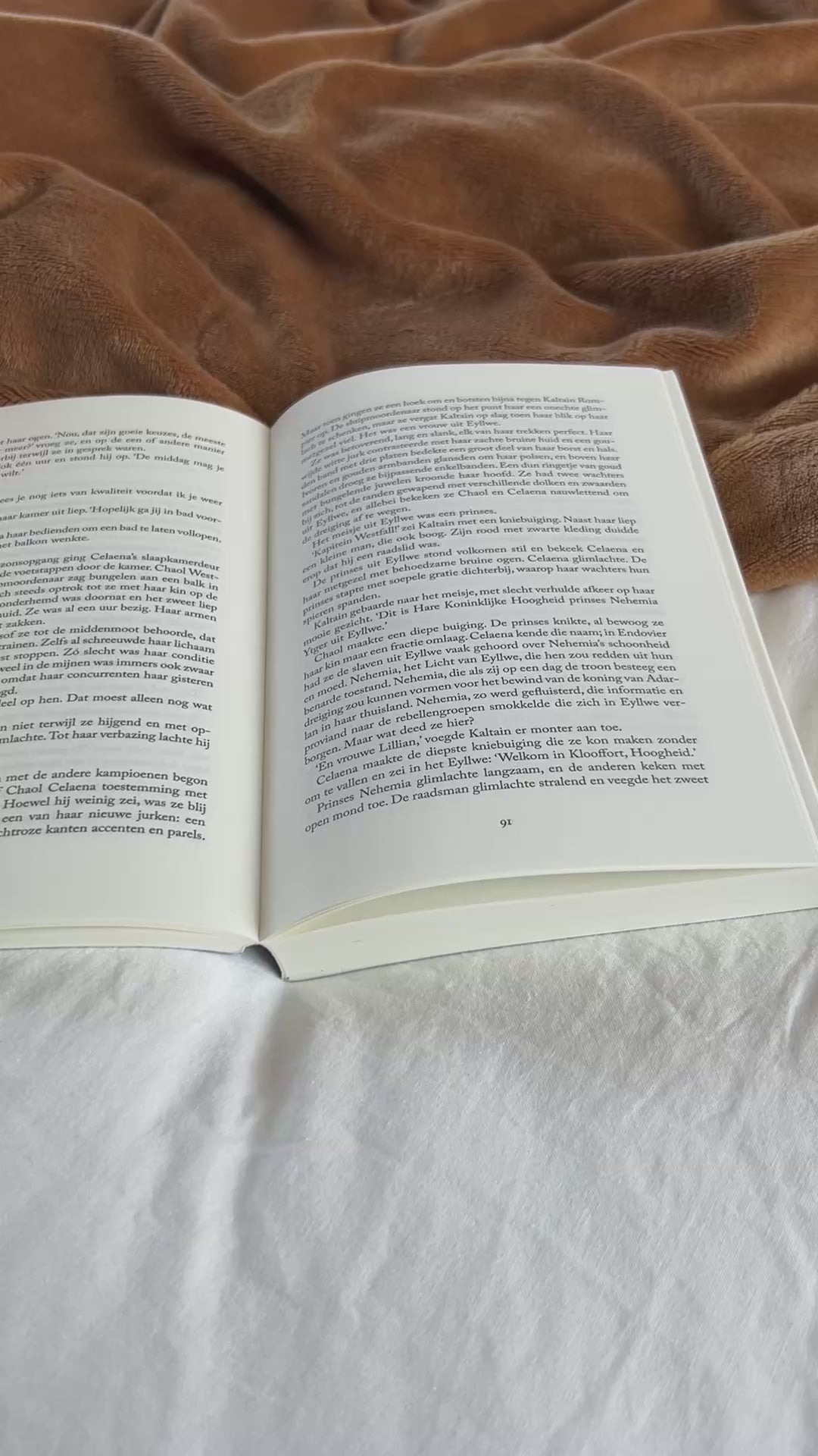 Magnetic bookmark - Library in a Bottle