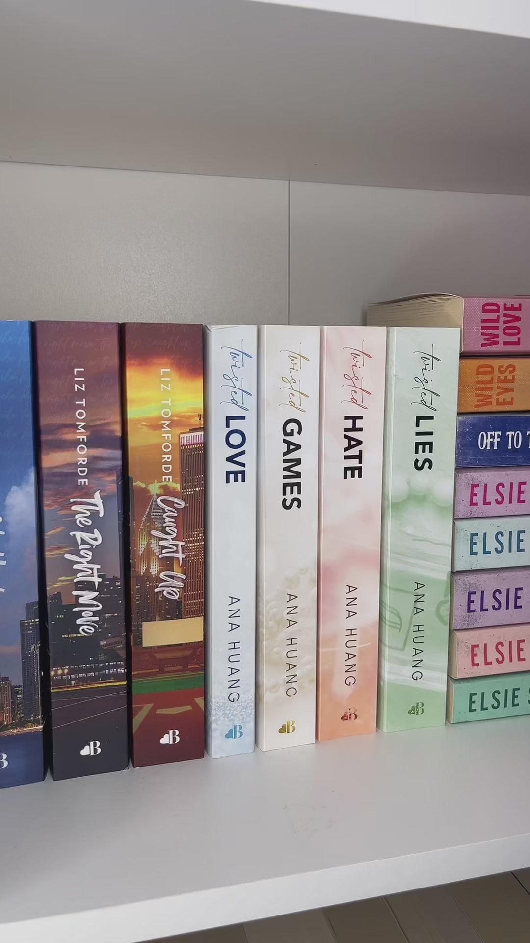 Bookshelf Peekout Sign - Peppers