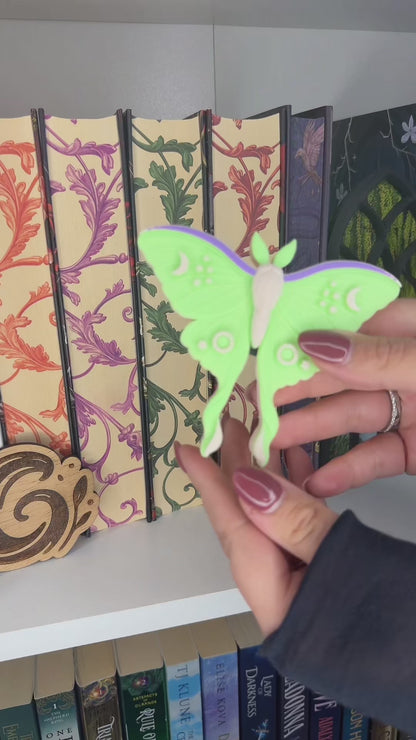 Bookshelf Peekout Sign - Luna Moth