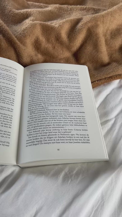 Magnetic bookmark - Lost in a Fantasy World