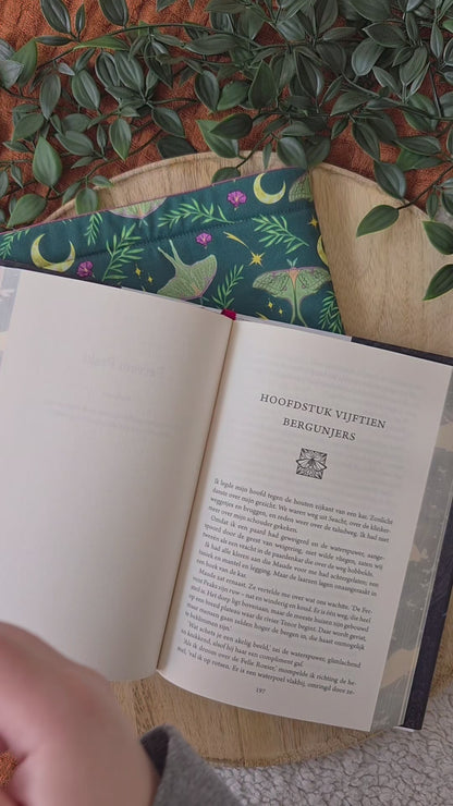 Magnetic bookmark - Floral Luna Moth